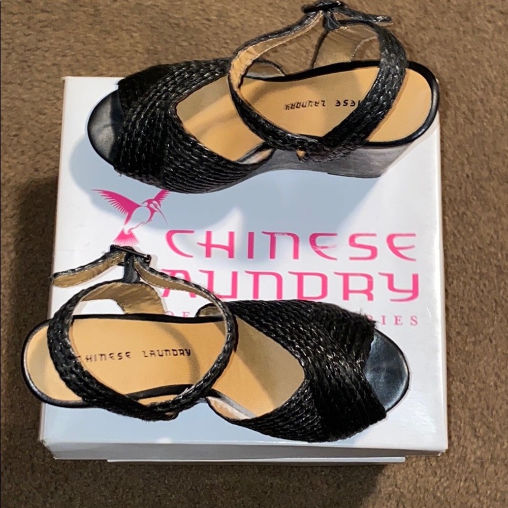 Chinese Laundry Black Platform Wedge Heels Size 11